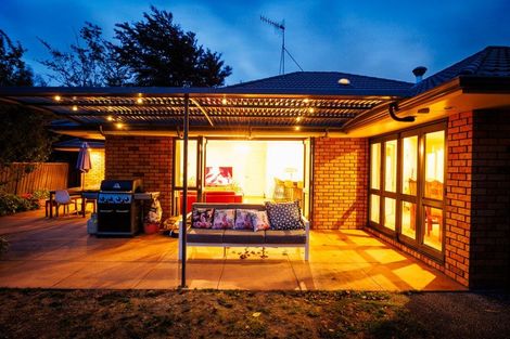 Photo of property in 5 Pastoral Lane, Hokowhitu, Palmerston North, 4410