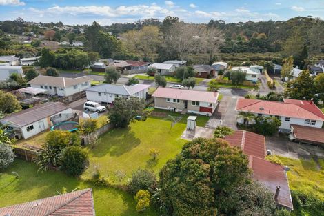 Photo of property in 80 Riverpark Crescent, Henderson, Auckland, 0610
