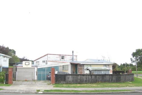 Photo of property in 34 Edelweiss Grove, Timberlea, Upper Hutt, 5018