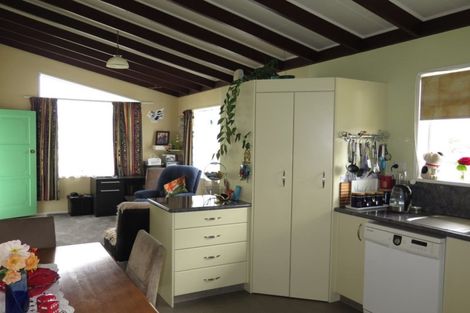 Photo of property in 43 Queen Street, Pareora, 7912