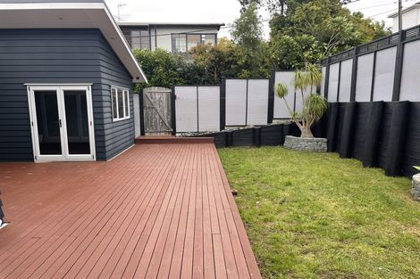 Photo of property in 32a Matipo Road, Mairangi Bay, Auckland, 0630
