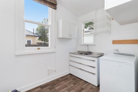 Photo of property in 16 Stapletons Road, Richmond, Christchurch, 8013