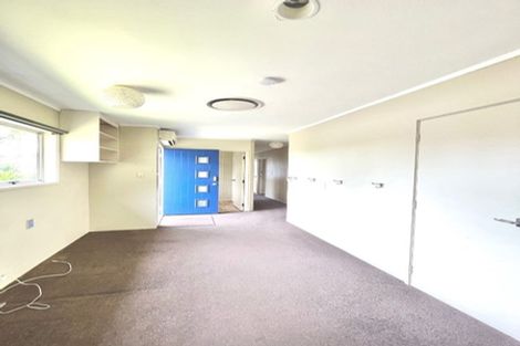 Photo of property in 22 Cherry Tree Place, Massey, Auckland, 0614