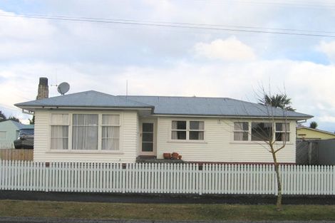 Photo of property in 10 Thornton Place, Melville, Hamilton, 3206