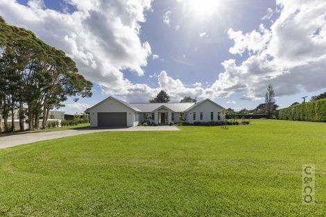 Photo of property in 88 Taupaki Road, Taupaki, Henderson, 0782