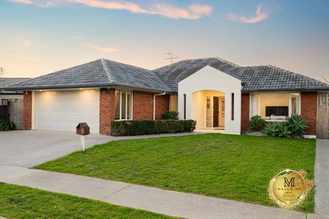 Photo of property in 8 Belcoo Crescent, East Tamaki, Auckland, 2013