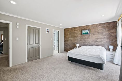 Photo of property in 85c Eliot Street, New Plymouth, 4310