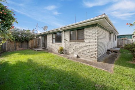 Photo of property in 2/1355 Hinemoa Street, Rotorua, 3010