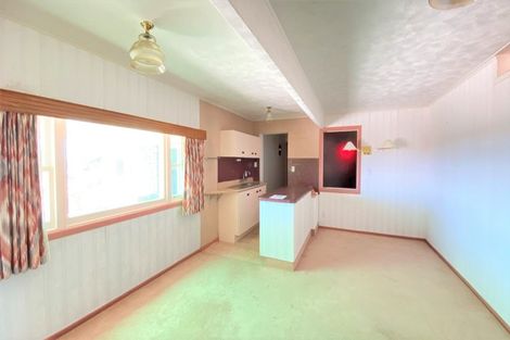 Photo of property in 57 Exmouth Road, Northcote, Auckland, 0627