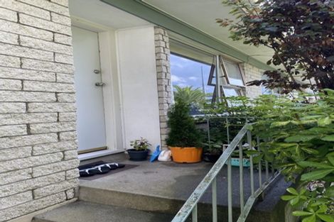 Photo of property in 48 Onewa Road, Northcote Point, Auckland, 0627