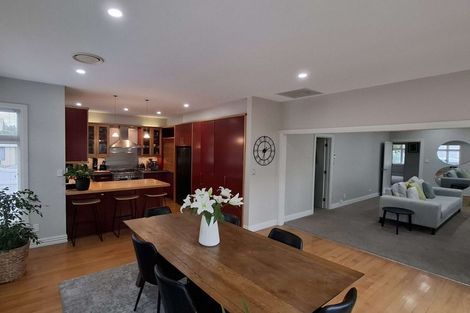 Photo of property in 38 Puriri Street, Riccarton, Christchurch, 8041