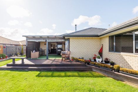 Photo of property in 81 Balrickard Way, Milson, Palmerston North, 4414