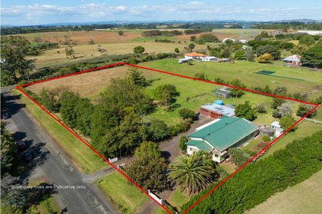 Photo of property in 15 Collie Road, Glenbrook, Waiuku, 2681