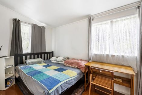 Photo of property in 8 Huxley Place, Glen Innes, Auckland, 1072