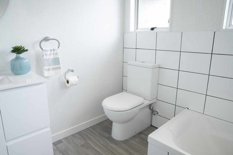 Photo of property in 55 Dewe Avenue, Feilding, 4702