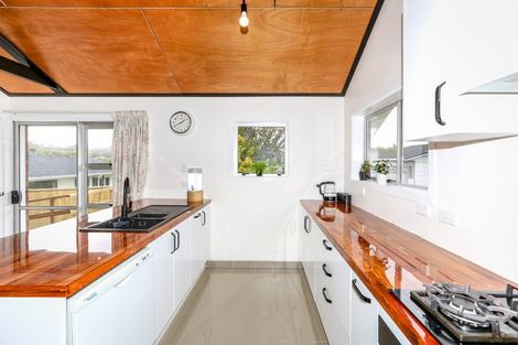 Photo of property in 3 Newlyn Place, Welbourn, New Plymouth, 4312