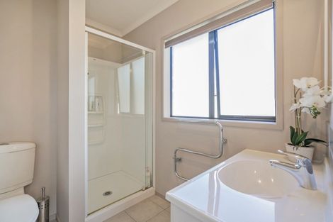 Photo of property in 71 Cholmondeley Crescent, Whitianga, 3510