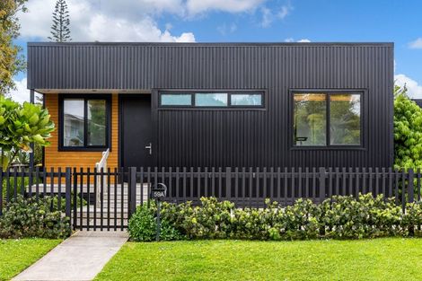 Photo of property in 59 The Circle, Manly, Whangaparaoa, 0930