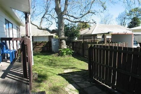 Photo of property in 3 Robertson Road, Favona, Auckland, 2024