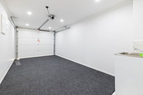 Photo of property in 8c Kent Road, Manurewa, Auckland, 2102