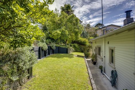 Photo of property in 8 Brewster Street, Bluff Hill, Napier, 4110