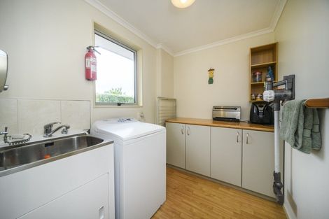 Photo of property in 47 Kaimanawa Street, Kelvin Grove, Palmerston North, 4414