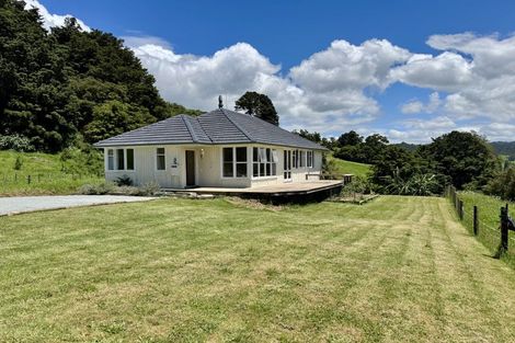 Photo of property in 465 Helmsdale Road, Waipu, 0582