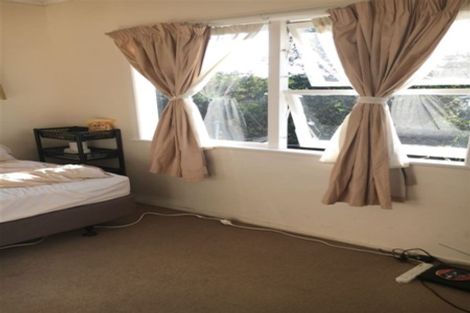 Photo of property in 114 Flanshaw Road, Te Atatu South, Auckland, 0610