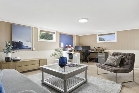 Photo of property in 12 Ross Avenue, Glenfield, Auckland, 0629