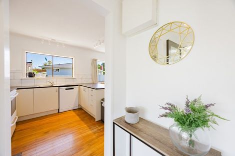 Photo of property in 8 Corbett Place, Onekawa, Napier, 4110