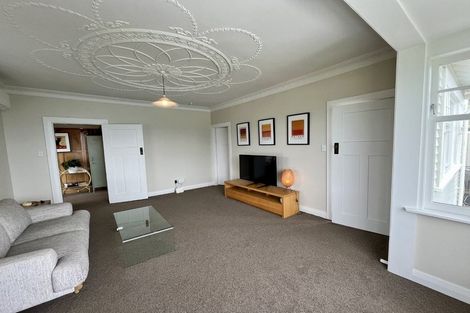 Photo of property in 18 Waipapa Terrace, Hataitai, Wellington, 6021