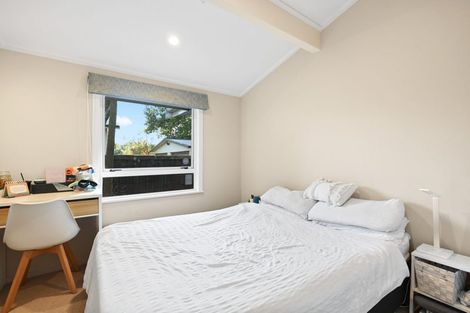 Photo of property in 8 Fleming Place, Chedworth, Hamilton, 3210