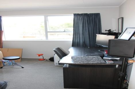 Photo of property in 14 Regency Place, Sunnynook, Auckland, 0632
