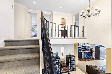 Photo of property in 33 Byblos Place, The Gardens, Auckland, 2105