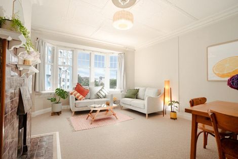 Photo of property in Pukehinau Flats, 4/1 Brooklyn Road, Mount Cook, Wellington, 6011