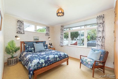 Photo of property in 71 Totara Crescent, Woburn, Lower Hutt, 5011