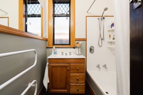 Photo of property in 15 East Avenue, Saint Kilda, Dunedin, 9012