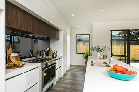 Photo of property in 199 Matua Road, Kumeu, 0810