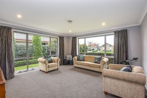 Photo of property in 37 Mariposa Crescent, Aidanfield, Christchurch, 8025