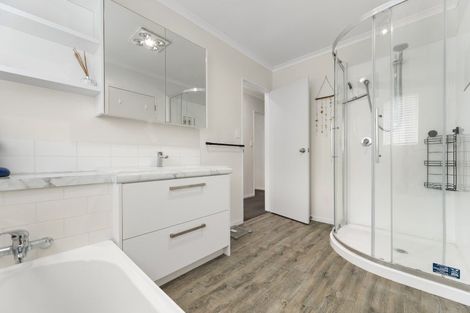 Photo of property in 3a Dunrobbin Place, Gate Pa, Tauranga, 3112