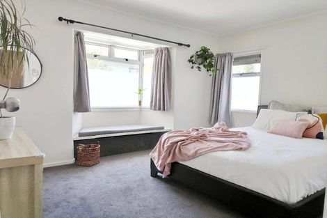 Photo of property in 4/20 Nikau Street, New Lynn, Auckland, 0600