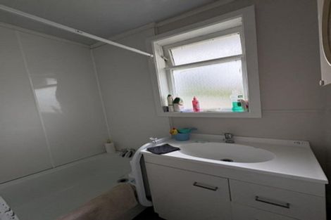 Photo of property in 16 Saint Andrews Drive, Tokoroa, 3420