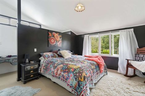 Photo of property in 124 Opouteke Road, Kaihu, 0379