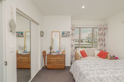 Photo of property in 29 Moncks Spur Road, Redcliffs, Christchurch, 8081