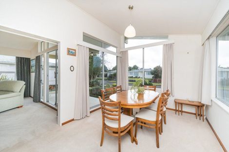 Photo of property in 12 Kapiti Place, Awapuni, Palmerston North, 4412