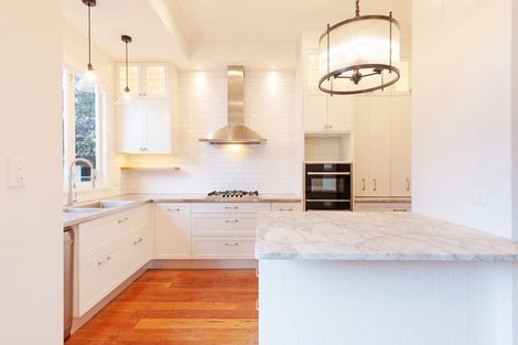 Photo of property in 8 Park Street, Thorndon, Wellington, 6011