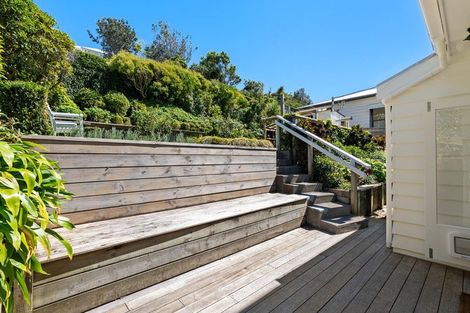 Photo of property in 7 Rankin Street, Wadestown, Wellington, 6012