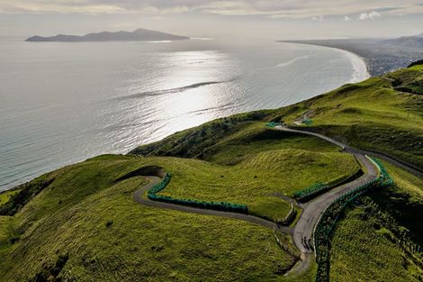 Photo of property in 1275 Paekakariki Hill Road, Paekakariki Hill, Porirua, 5381