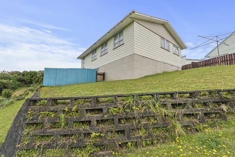 Photo of property in 8 Kelvin Place, Westown, New Plymouth, 4310