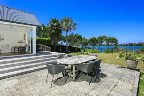 Photo of property in 21 Norwood Road, Bayswater, Auckland, 0622